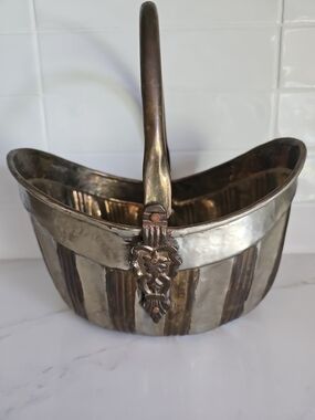 Vintage Hammered Metal Fireplace Coal Scuttle Bucket with Ornate Acanthus Leaf